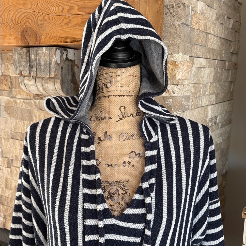 Soft Surroundings Offshore Pullover navy stripe hooded kangaroo pocket nautical - Picture 11 of 16